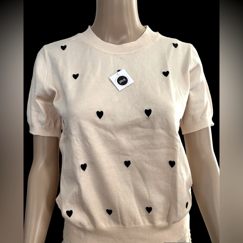 Knitted tees